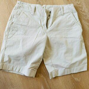 Vineyard Vines Chino Shorts --Size 2